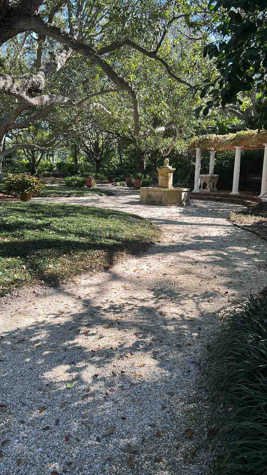 beautiful walkway design by Lundberg's Landscape & Design